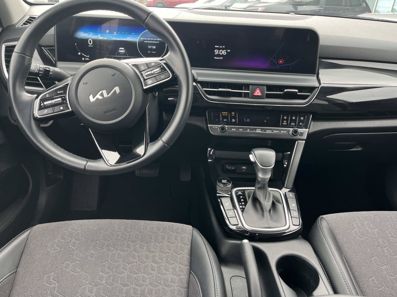 Used 2024 Kia Seltos X-Line AWD/4WD image 12