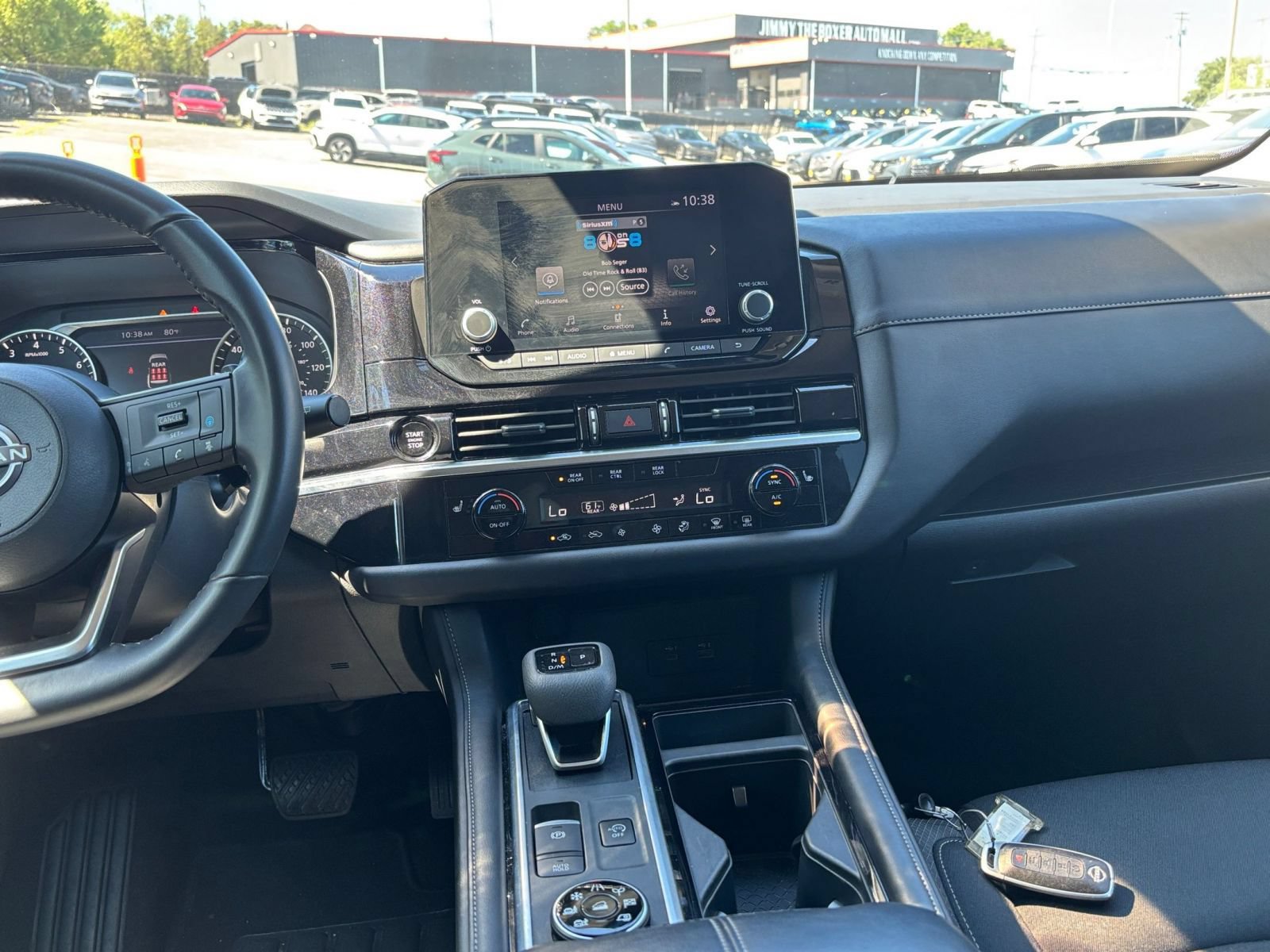 Used 2025 Nissan Pathfinder SV AWD/4WD image 14