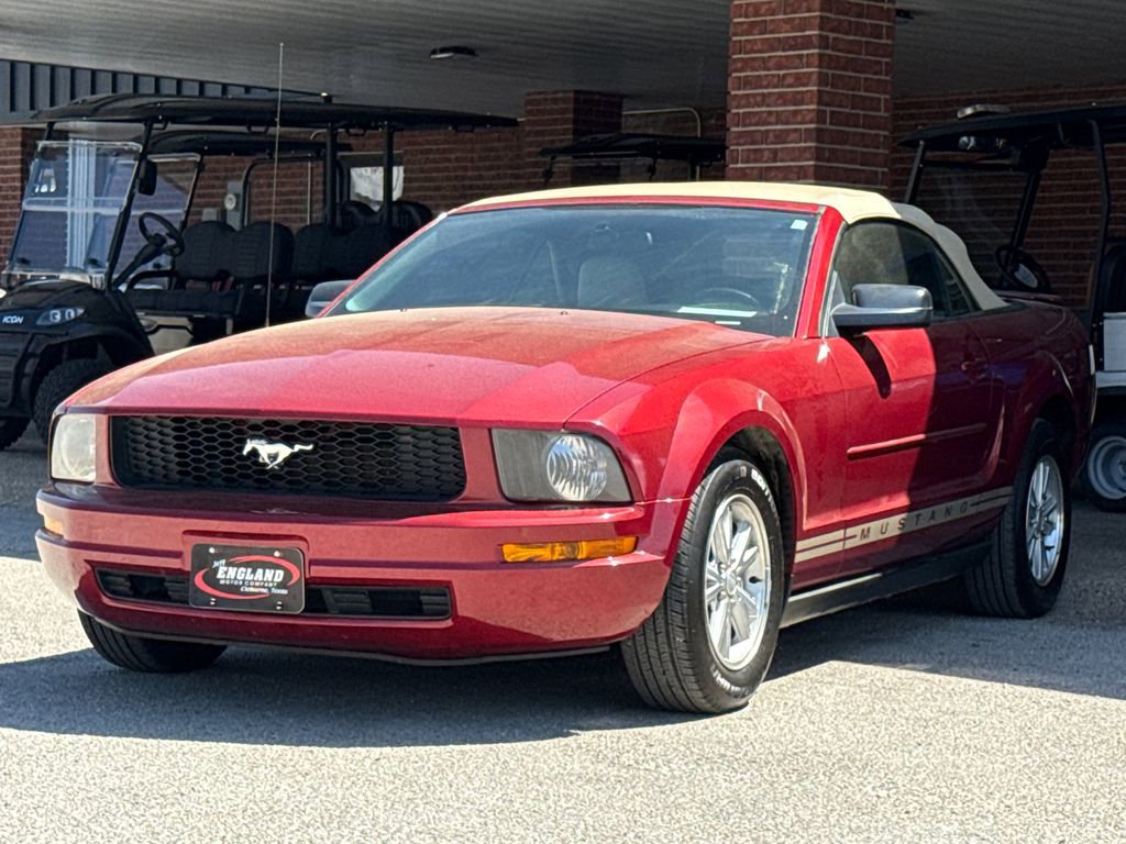 Used 2007 Ford Mustang Deluxe image 3
