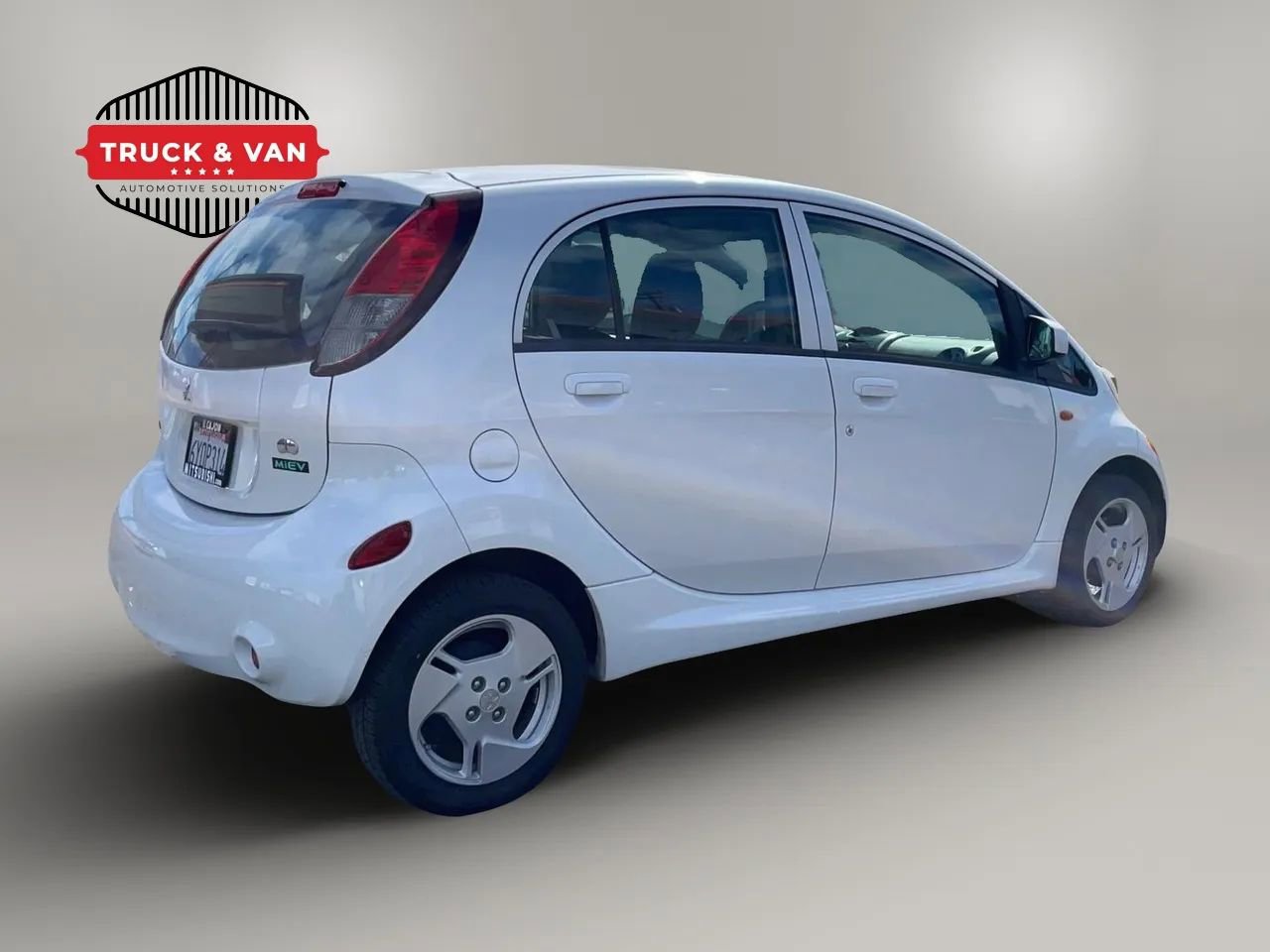 Used 2012 Mitsubishi i ES RWD image 6