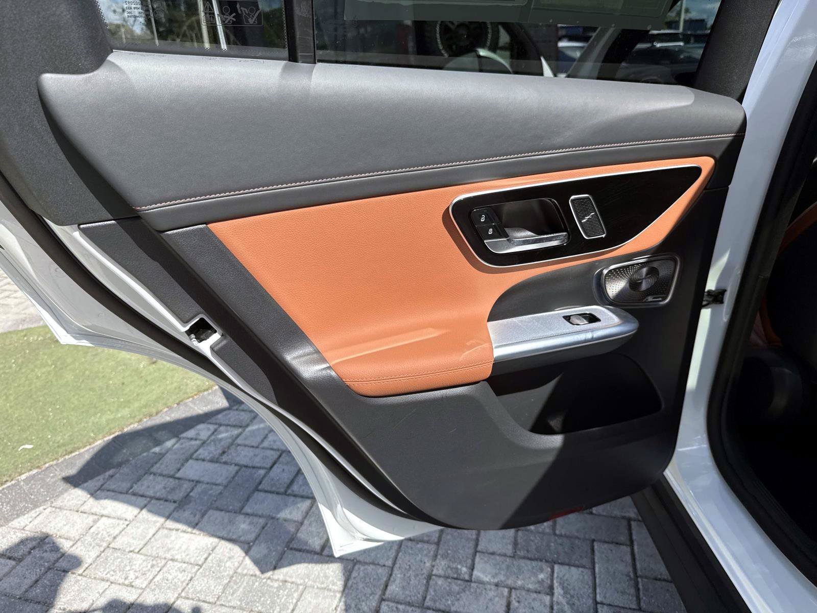 Certified 2023 Mercedes-Benz GLC 300 image 12