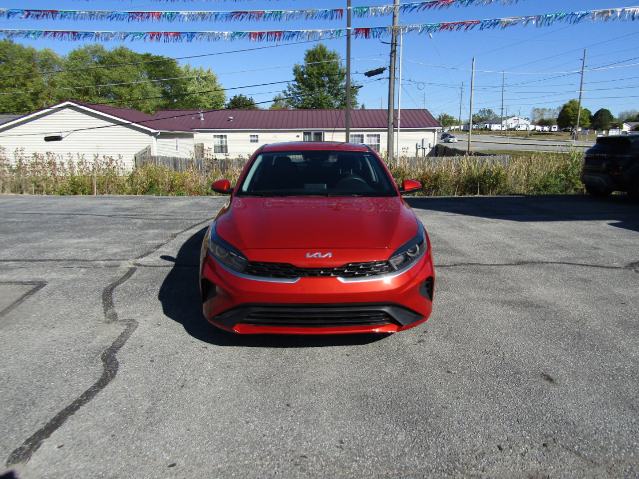 Used 2022 Kia Forte LXS w/ LXS Technology Package image 2
