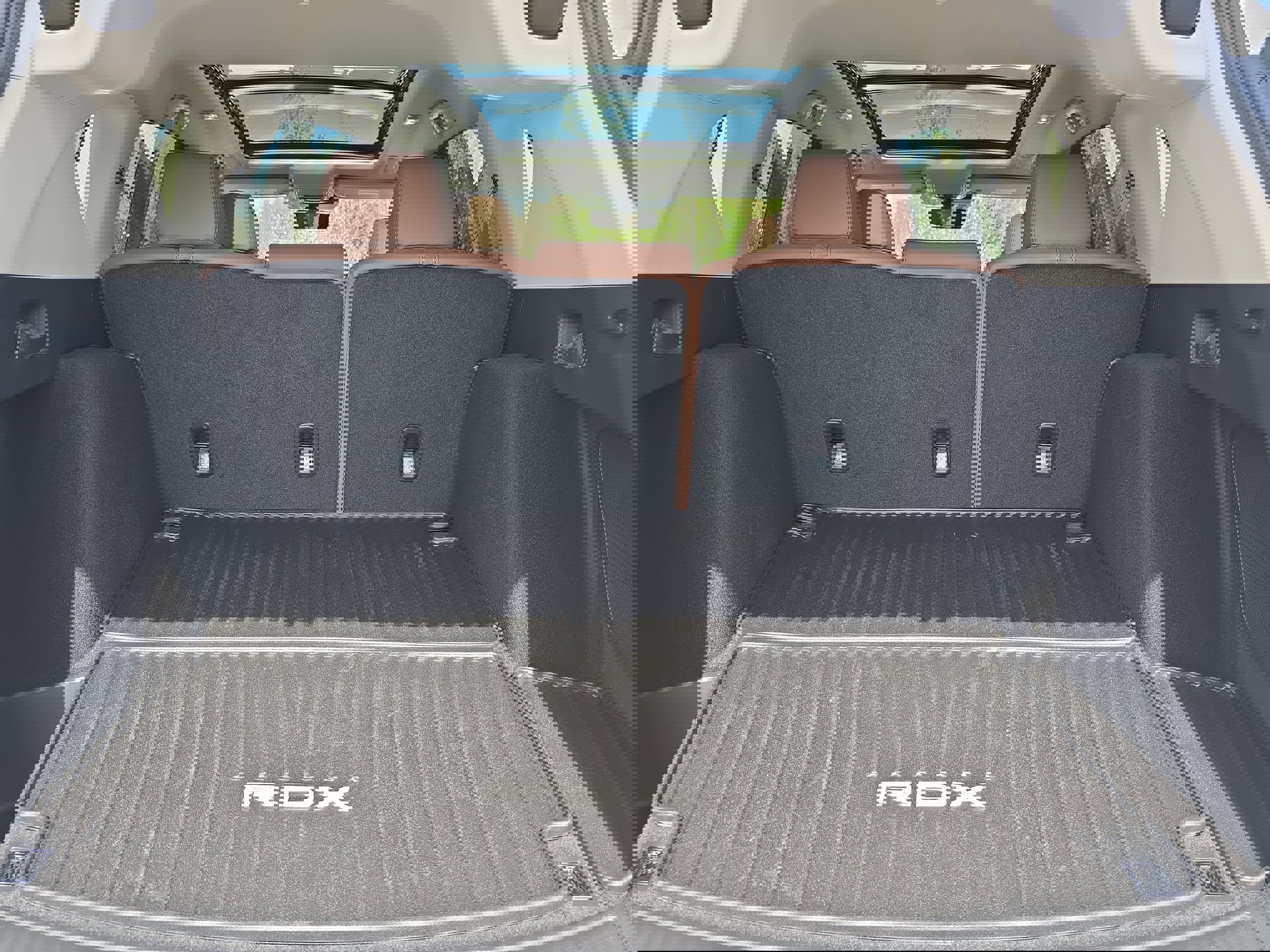 Used 2025 Acura RDX w/Technology Package image 12