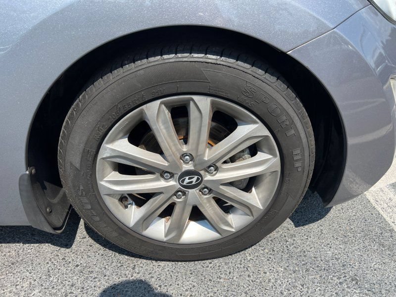 Used 2016 Hyundai Elantra SE w/ Option Group 02 FWD image 22
