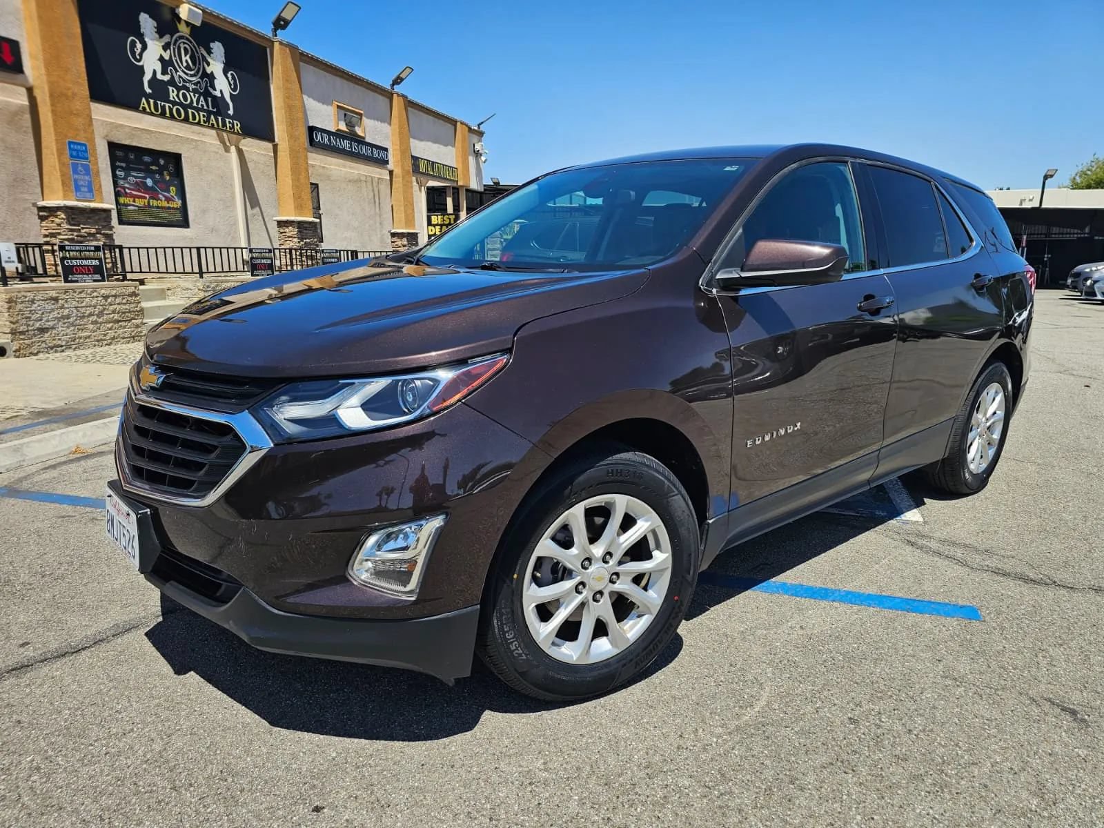 Used 2020 Chevrolet Equinox LT FWD image 1