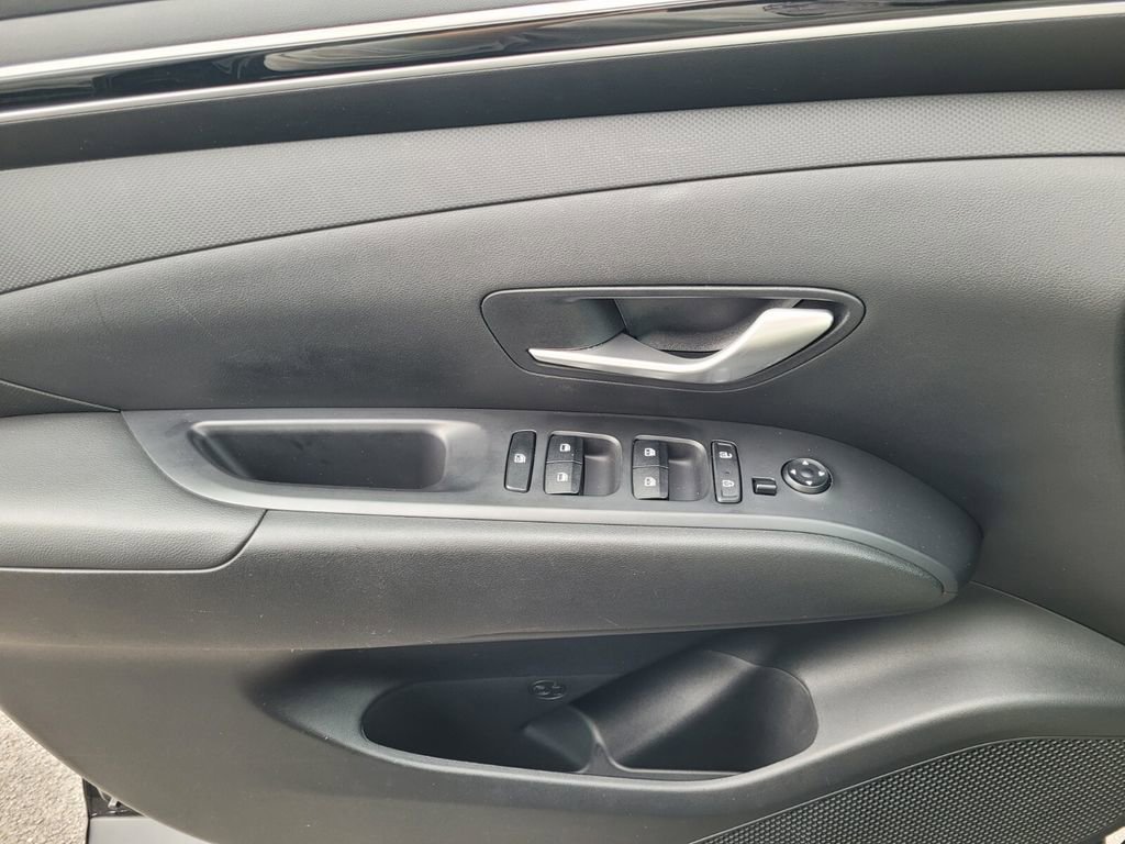 Used 2022 Hyundai Santa Cruz SEL Premium image 26