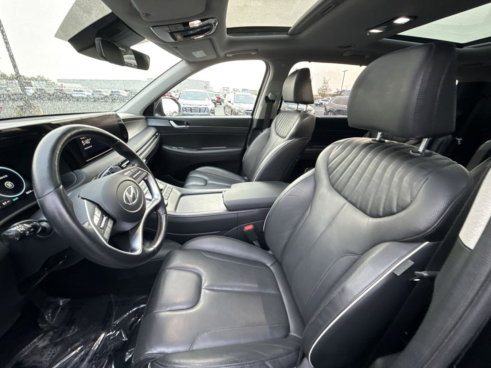 Used 2023 Hyundai Palisade Limited AWD/4WD image 14