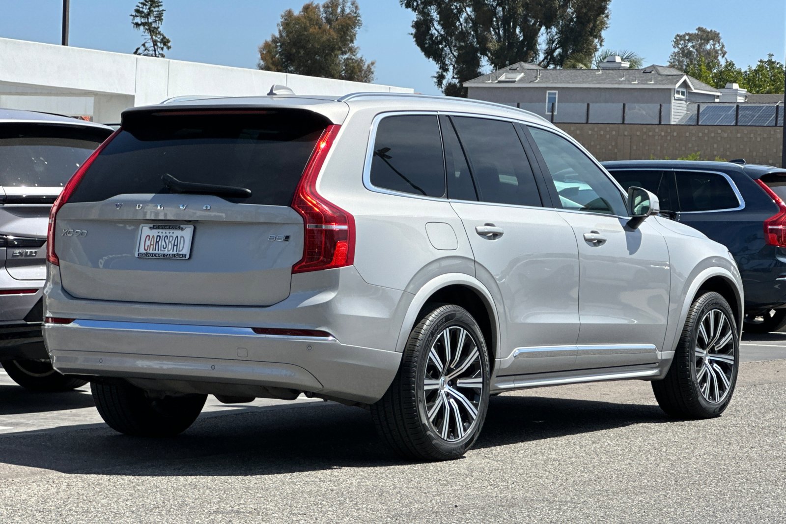 Certified 2025 Volvo XC90 B5 Core AWD/4WD image 4