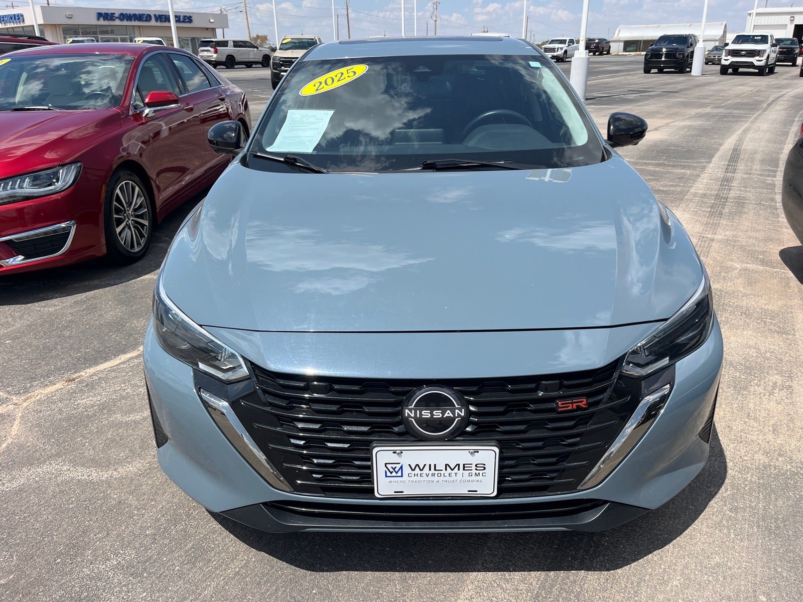 Used 2025 Nissan Sentra SR w/ SR Premium Package FWD image 2