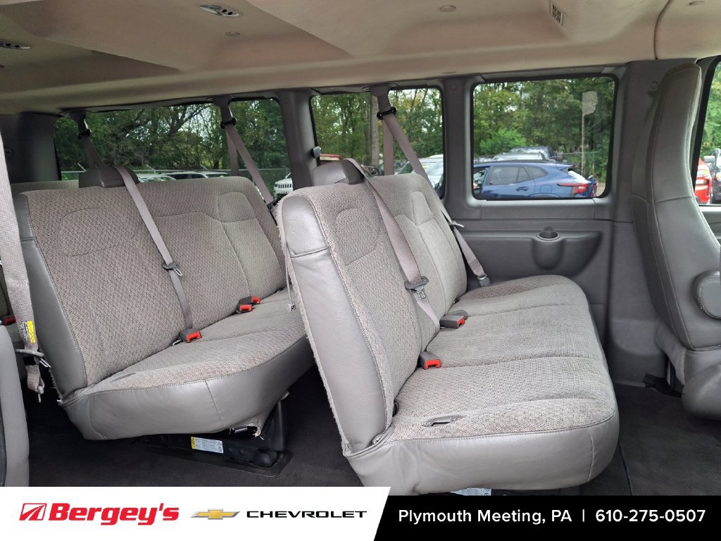 Certified 2024 Chevrolet Express 3500 LT w/ LT Preferred Equipment Group RWD image 12