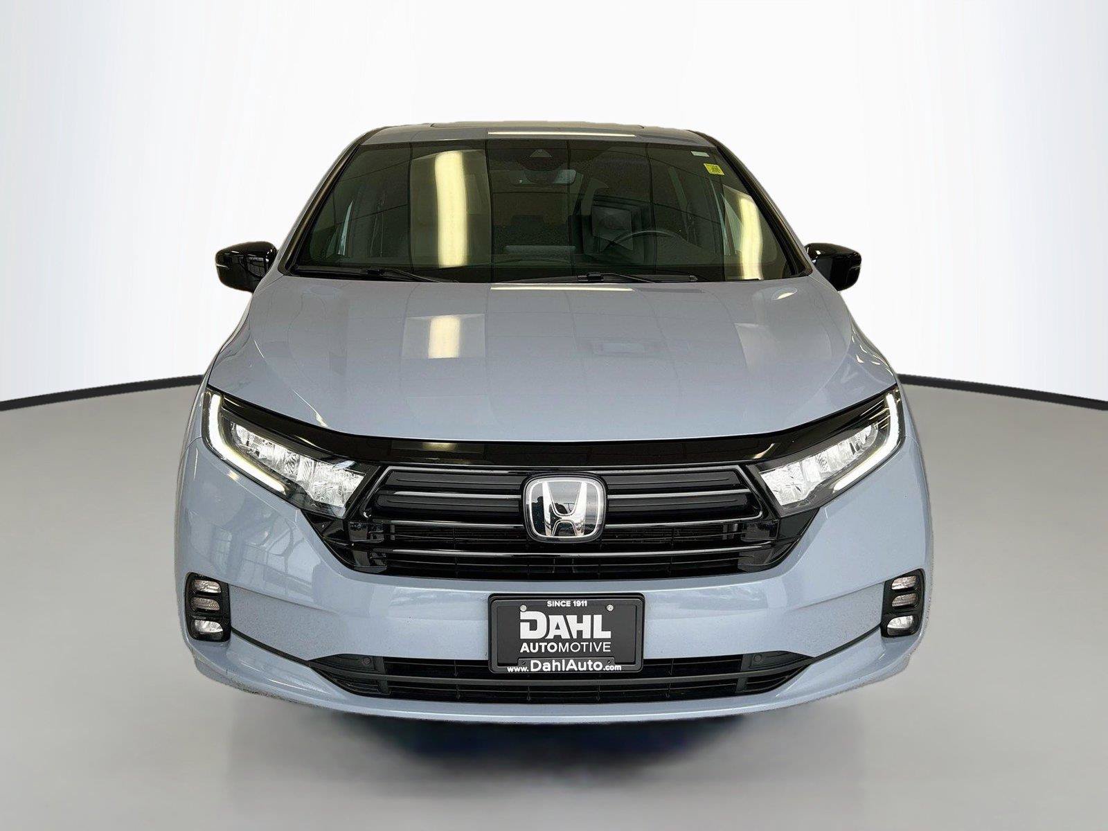 Used 2023 Honda Odyssey Sport image 3