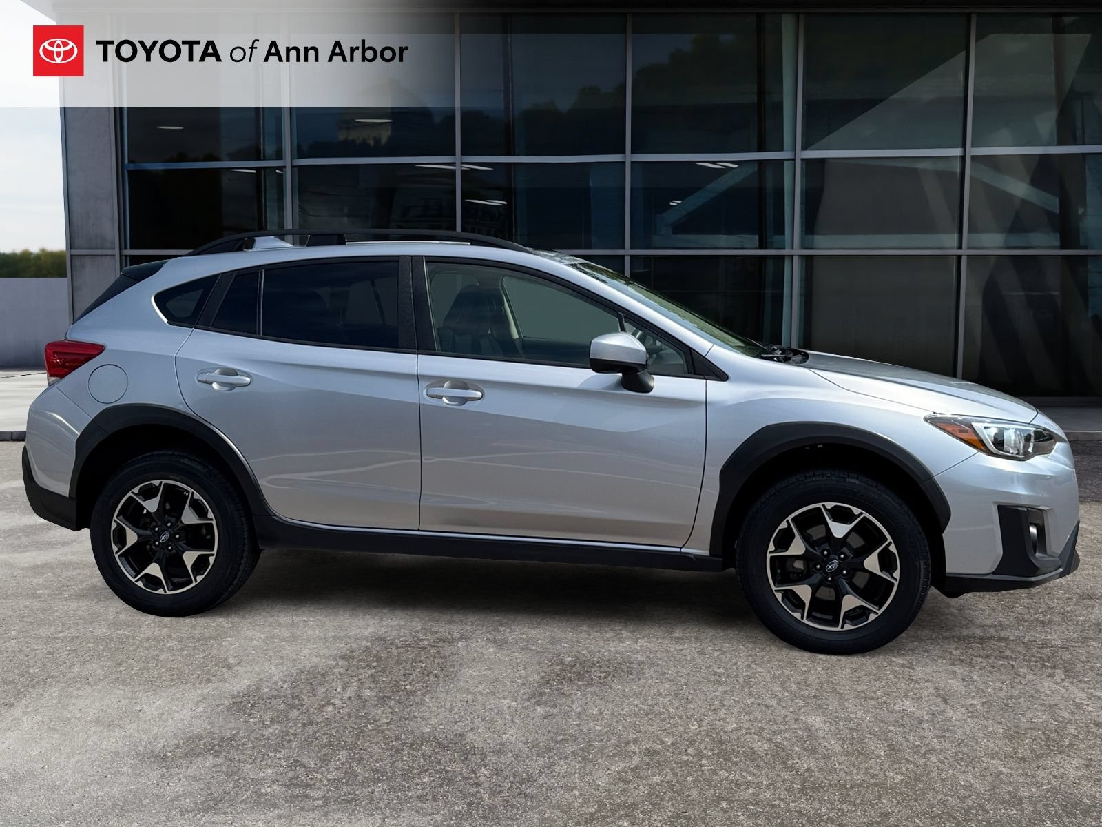 Used 2019 Subaru Crosstrek 2.0i Premium w/ Moonroof Package AWD/4WD image 13