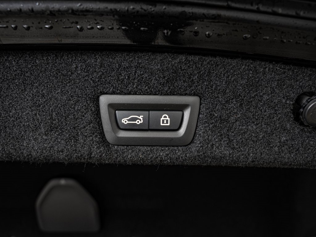 Used 2018 BMW 750i 750i image 38