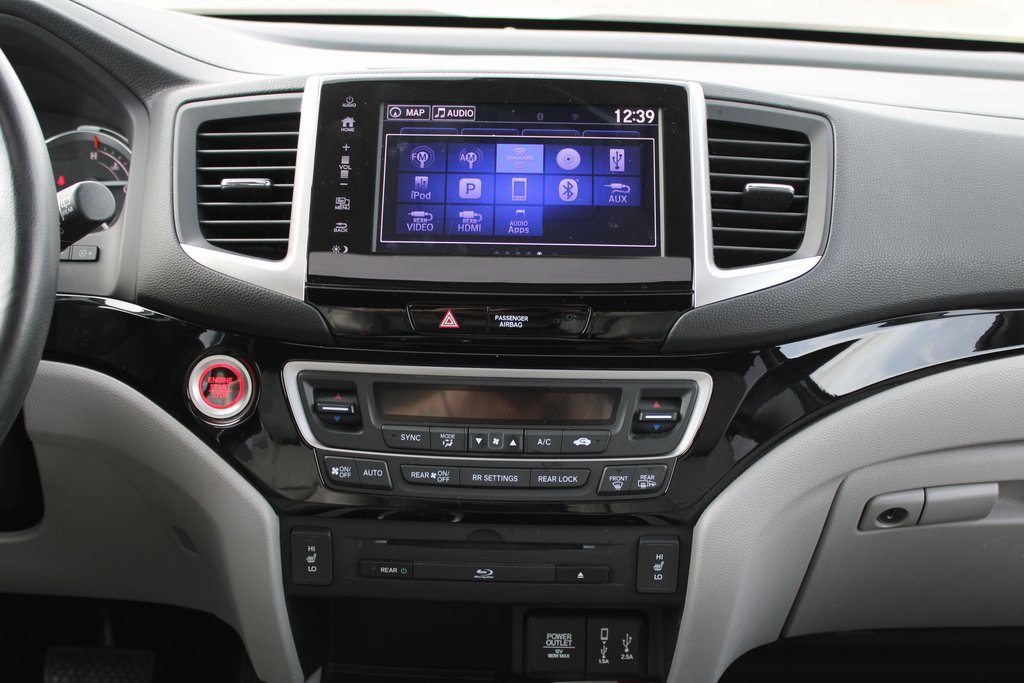 Used 2017 Honda Pilot Touring image 21