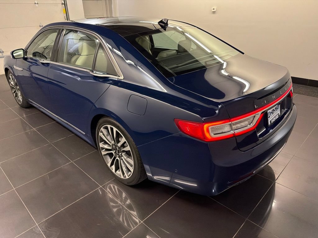 Used 2018 Lincoln Continental Reserve AWD/4WD image 4