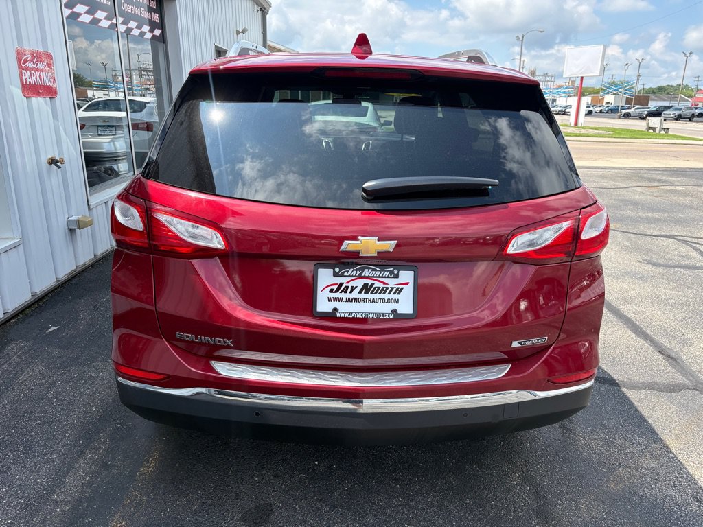 Used 2018 Chevrolet Equinox Premier FWD image 4