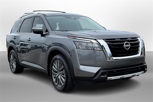 New 2025 Nissan Pathfinder SL w/ SL Premium Package image 1
