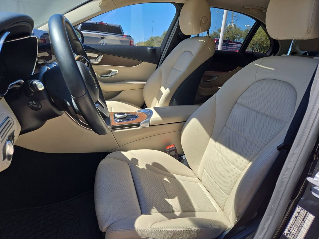 Used 2021 Mercedes-Benz C 300 4MATIC Sedan image 15