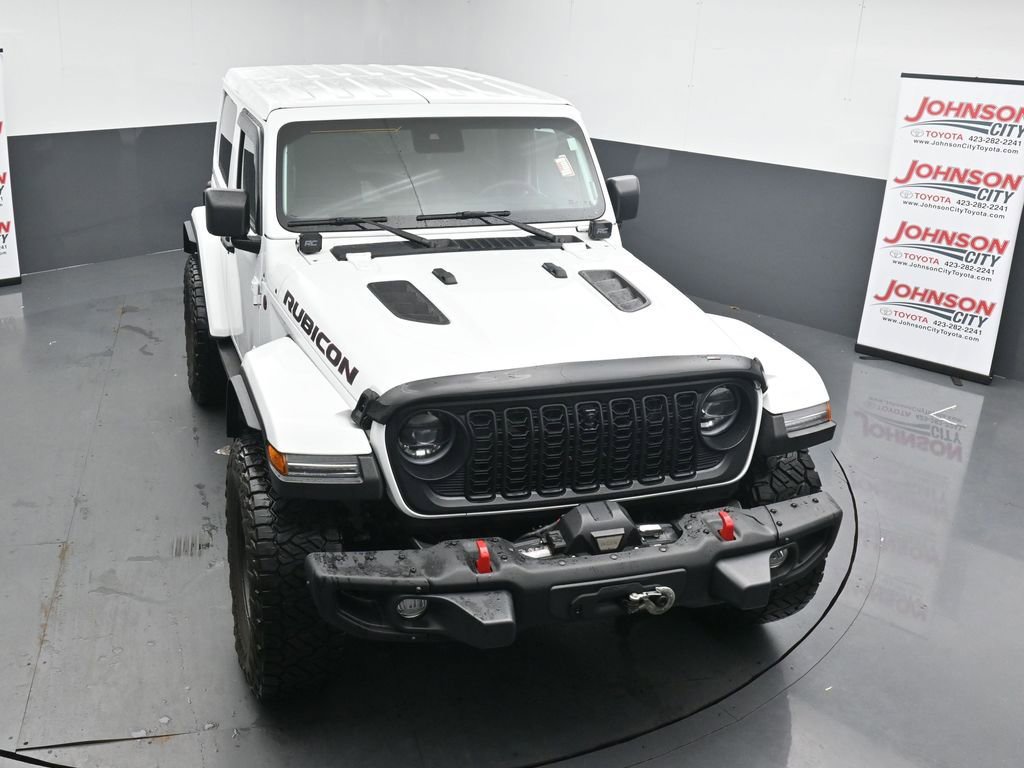 Used 2024 Jeep Wrangler Rubicon AWD/4WD image 23