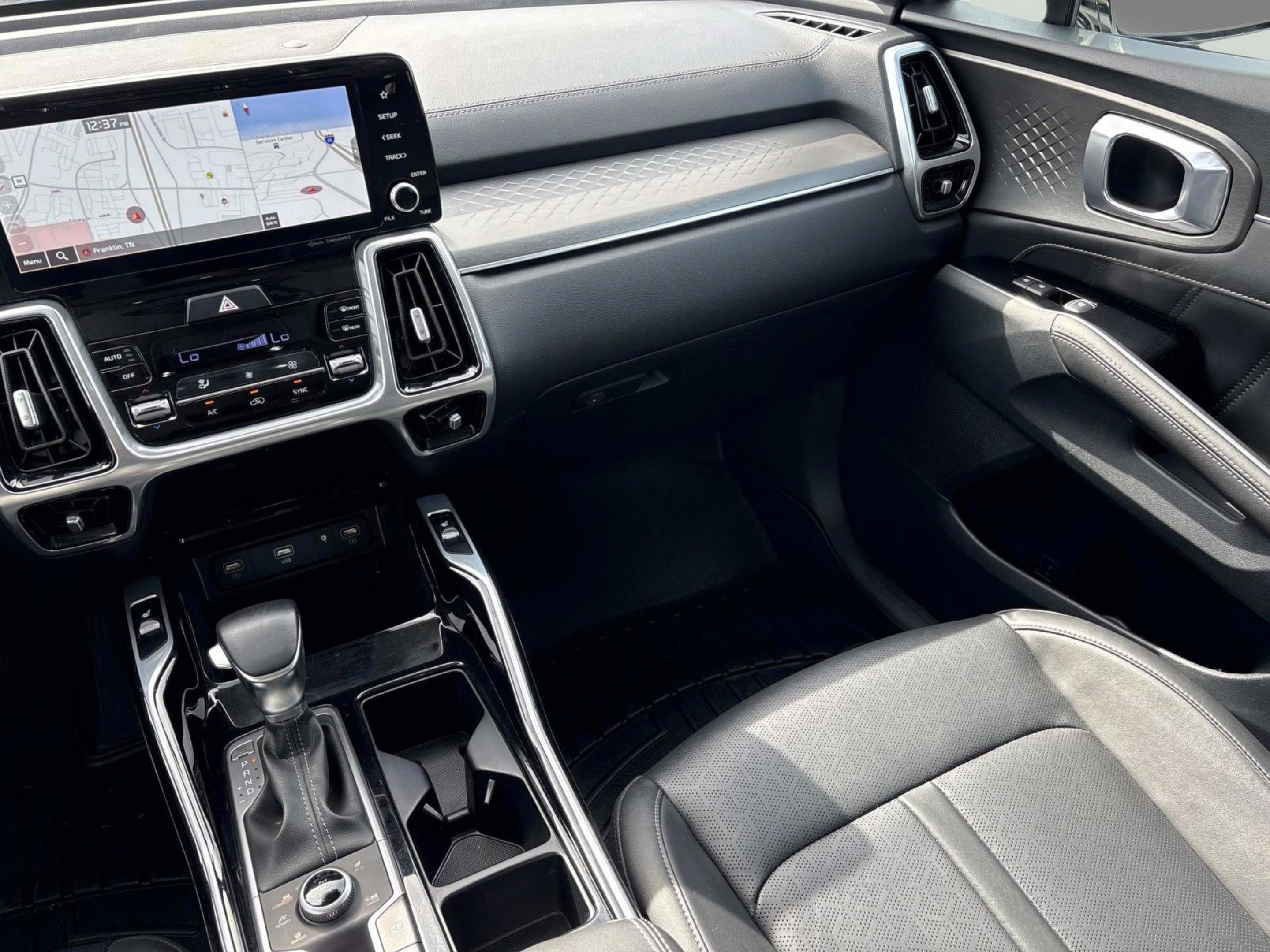 Used 2023 Kia Sorento SX image 14