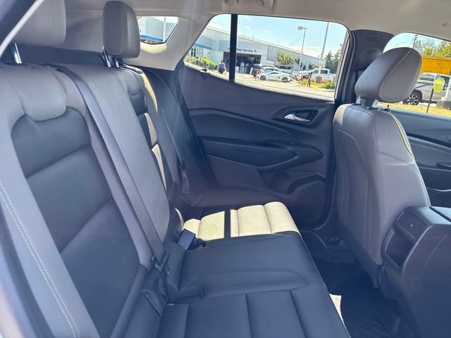Used 2024 Chevrolet Trax ACTIV w/ Driver Confidence Package FWD image 29