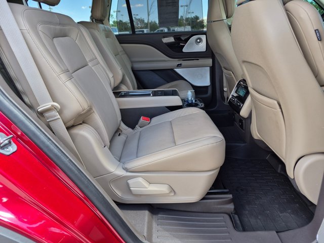 Used 2020 Lincoln Aviator Reserve w/ Equipment Group 202A AWD/4WD image 17