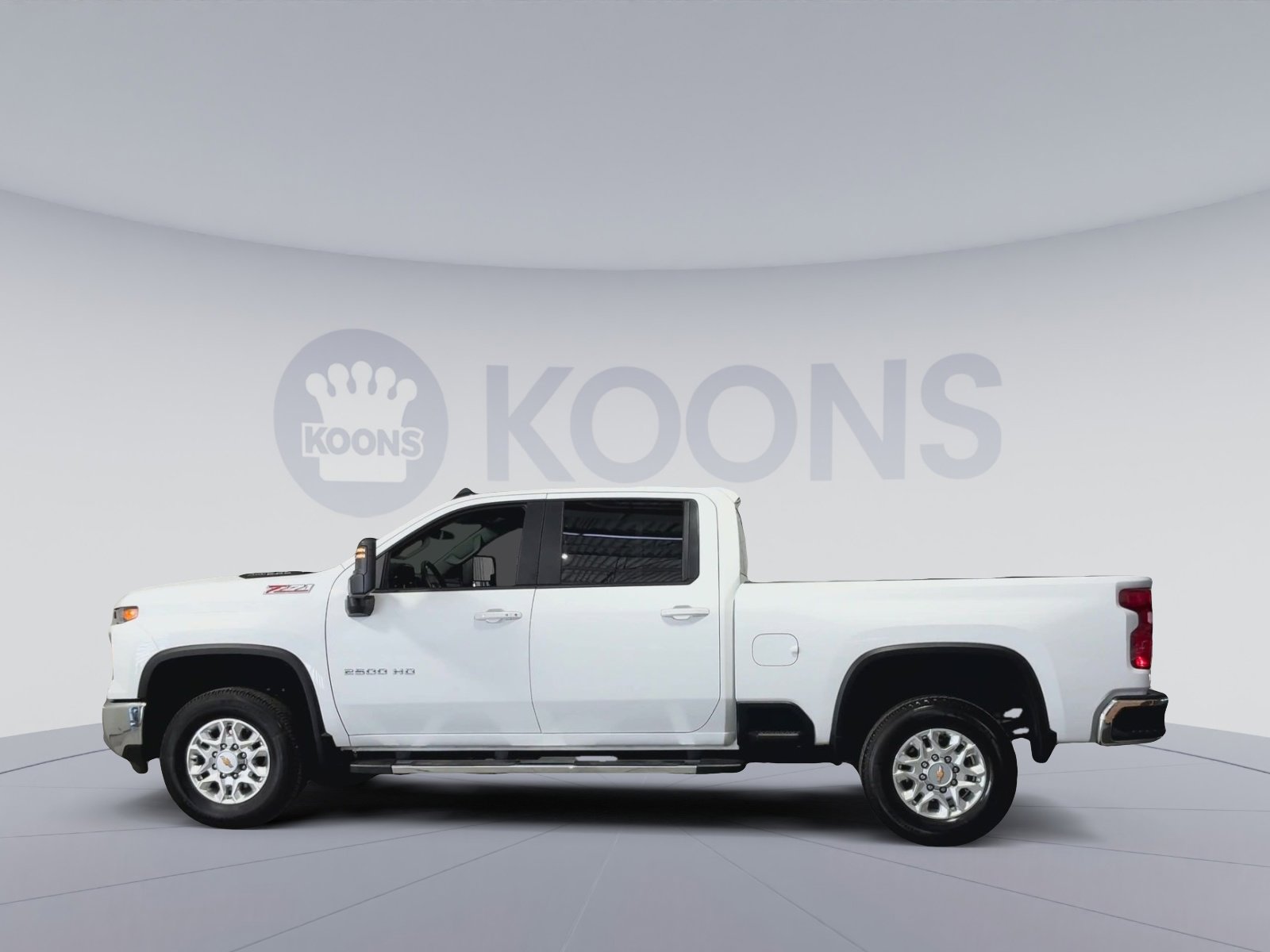 Used 2025 Chevrolet Silverado 2500 LT AWD/4WD image 7