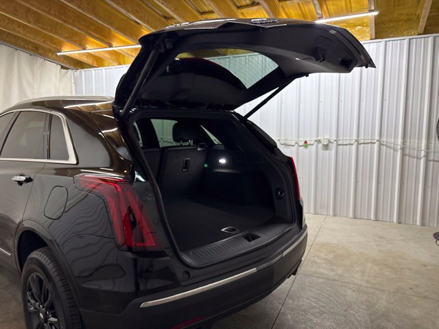 Used 2024 Cadillac XT5 Luxury AWD/4WD image 9