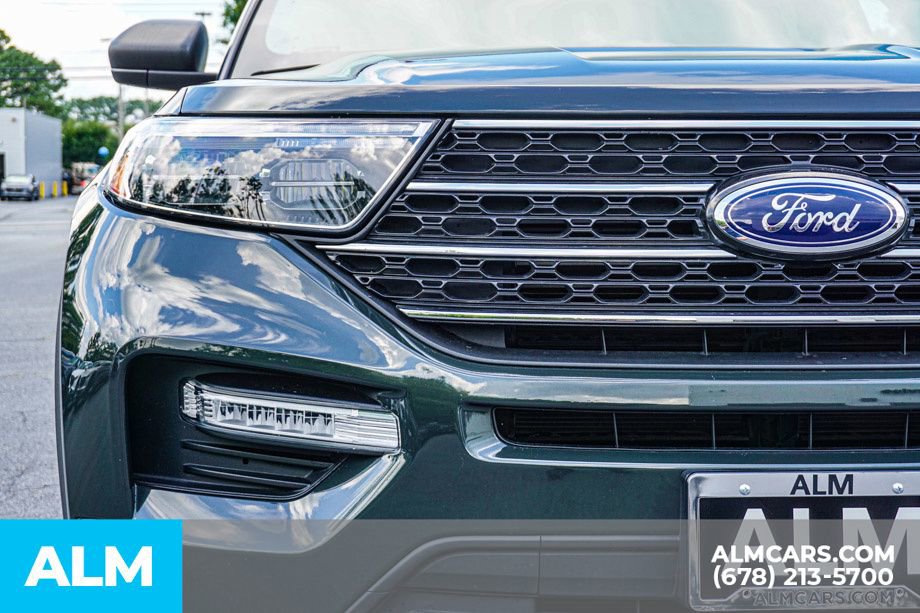 Used 2022 Ford Explorer XLT w/ Equipment Group 202A image 12