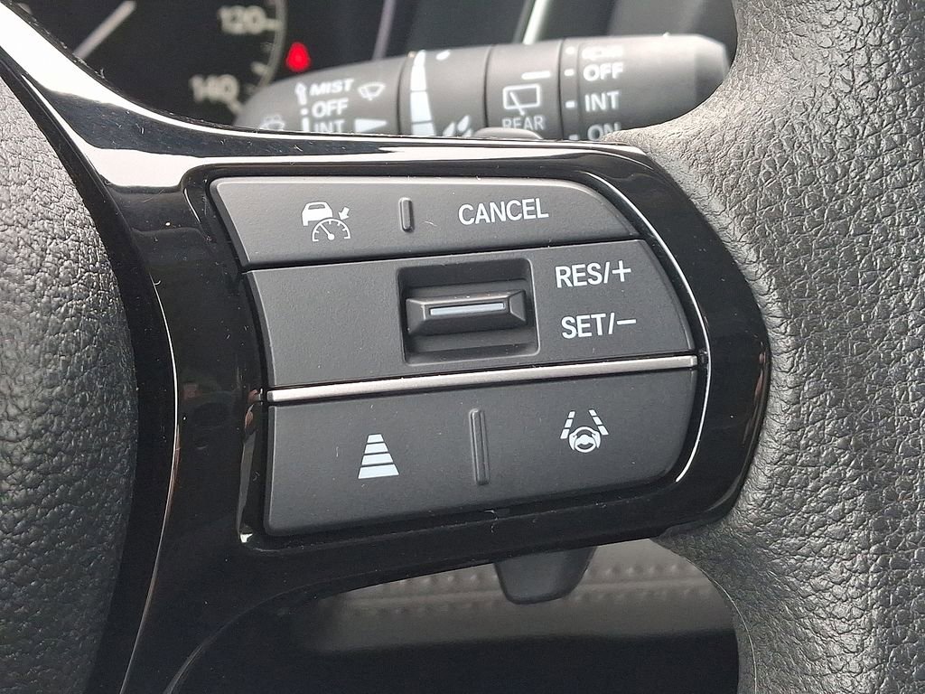 Used 2023 Honda Pilot LX image 23