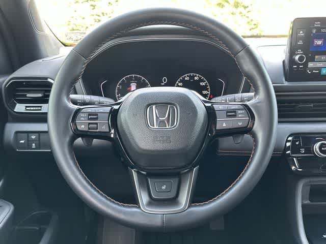 Used 2025 Honda Pilot TrailSport image 8