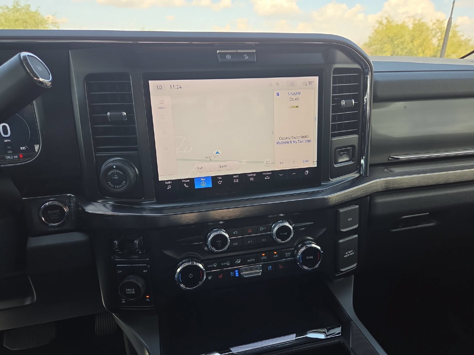 New 2026 Ford F250 Lariat w/ Black Appearance Package AWD/4WD image 23
