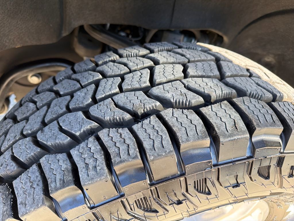 Used 2022 GMC Sierra 2500 SLE w/ SLE Convenience Package image 27