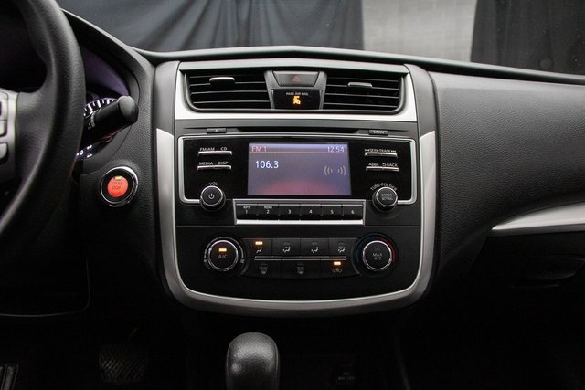 Used 2016 Nissan Altima 2.5 S w/ Power Driver Seat Package image 23