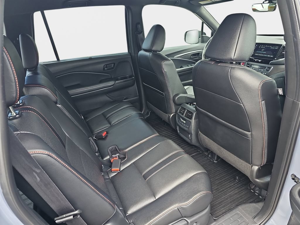 Used 2022 Honda Pilot TrailSport image 12