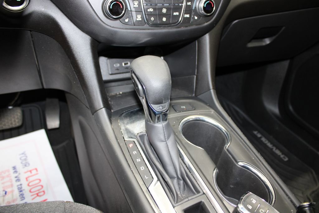 Used 2023 Chevrolet Equinox LT image 40