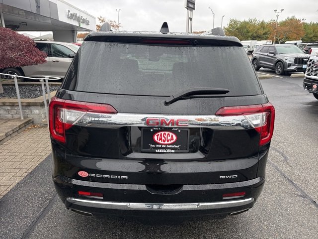 Used 2023 GMC Acadia Denali w/ Black Diamond Edition image 8