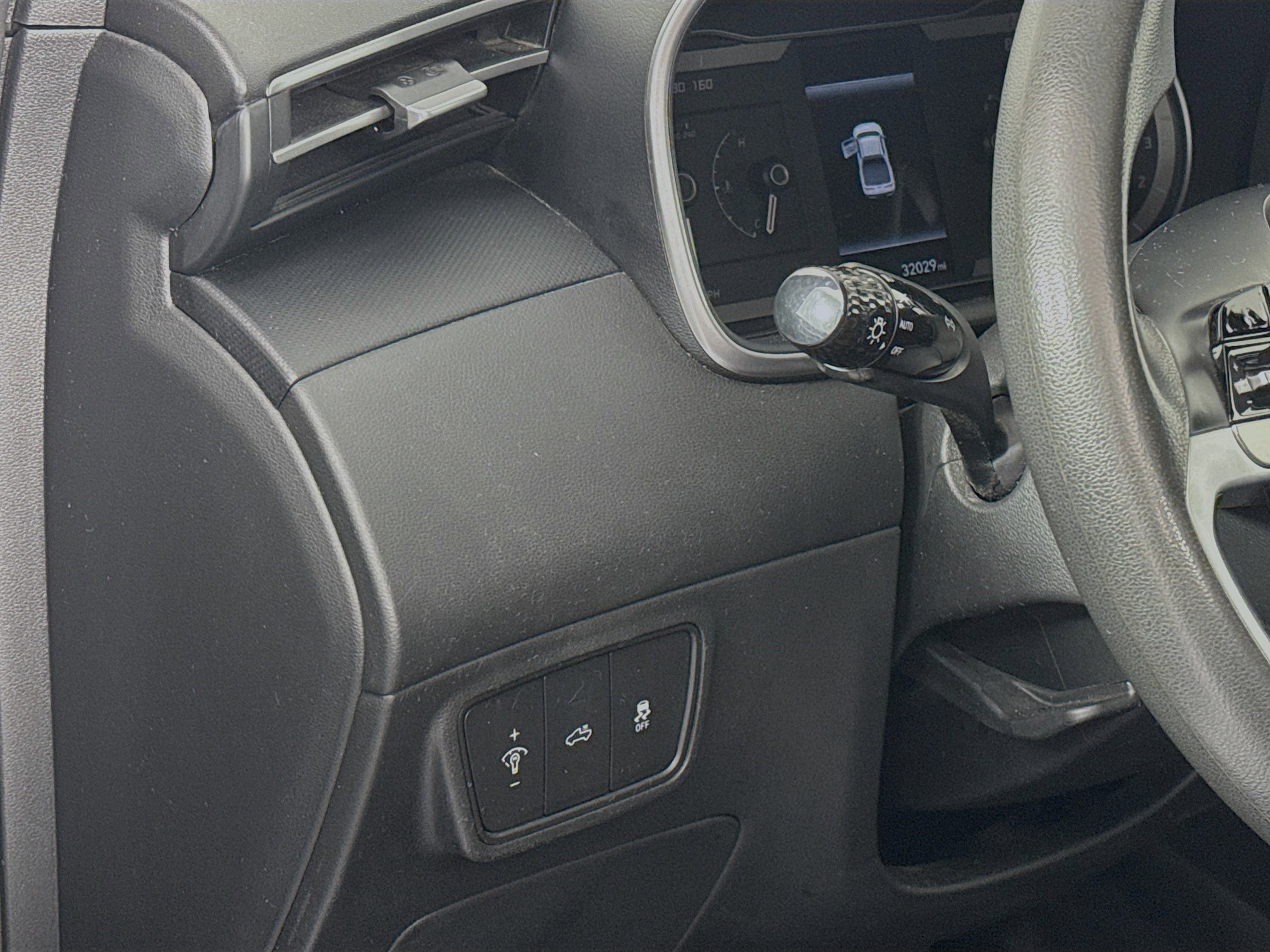 Used 2023 Hyundai Santa Cruz SE image 10