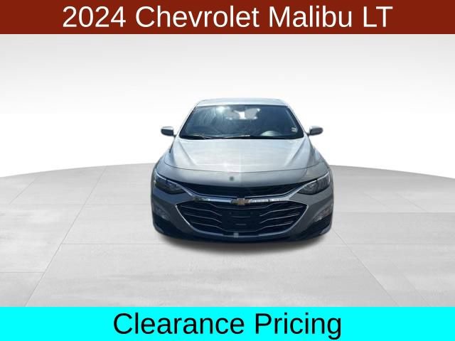 Used 2024 Chevrolet Malibu LT image 2
