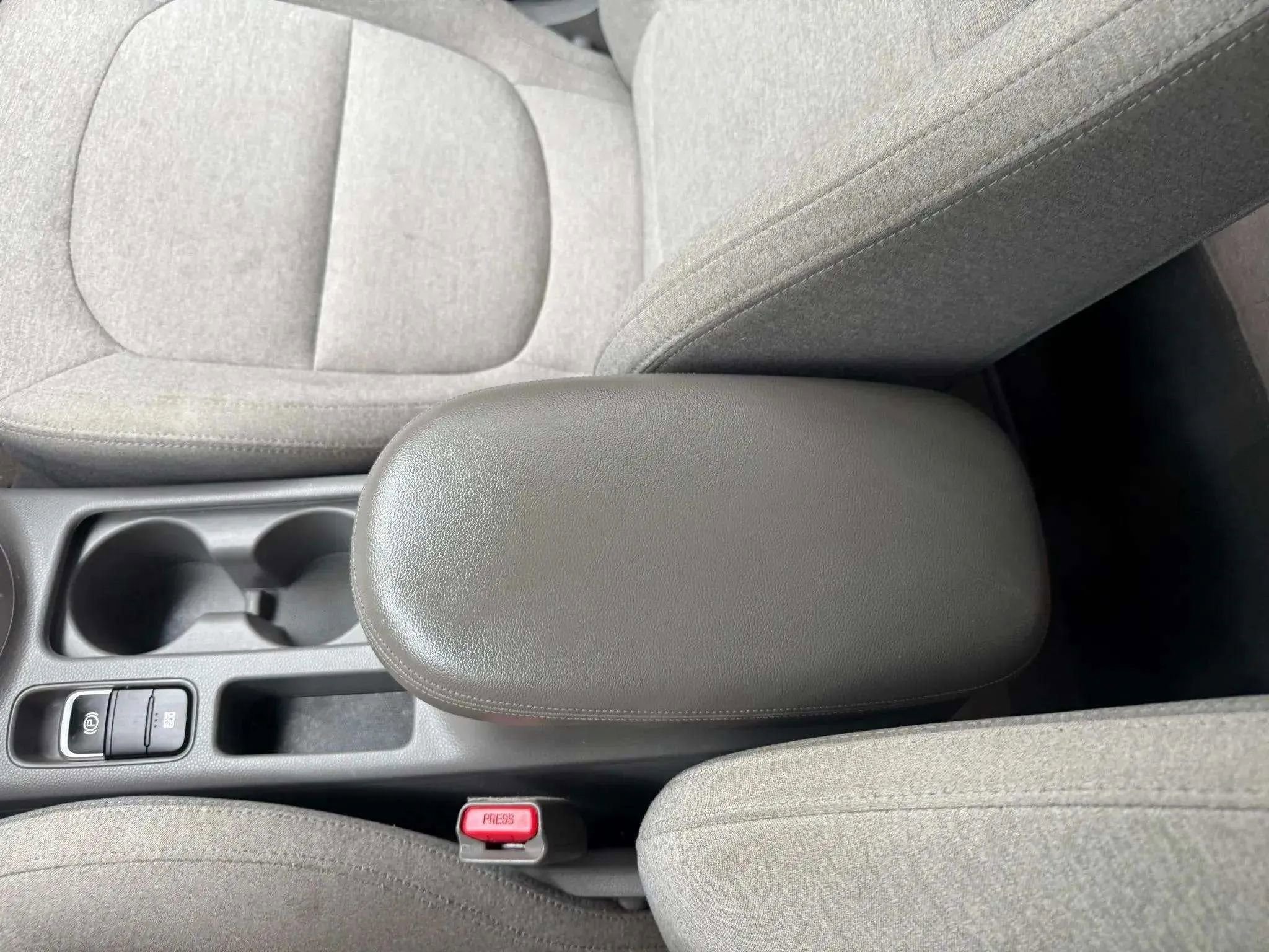 Used 2017 Kia Soul EV image 27