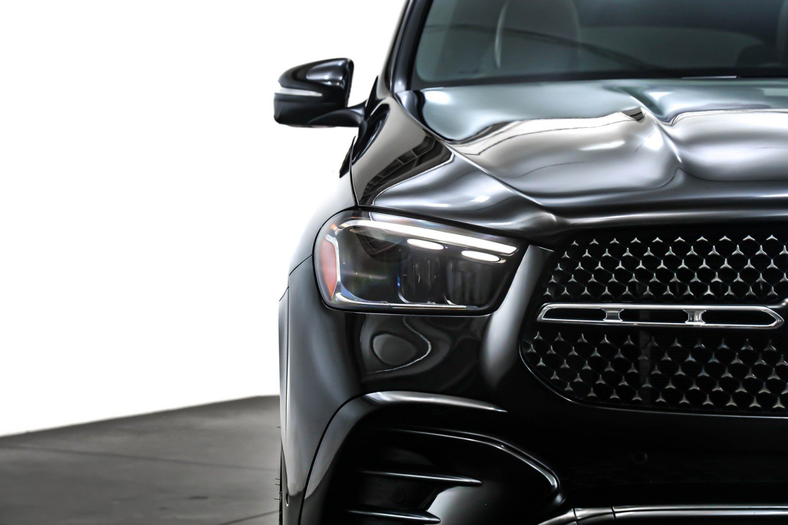 Certified 2025 Mercedes-Benz GLE 450 4MATIC image 15