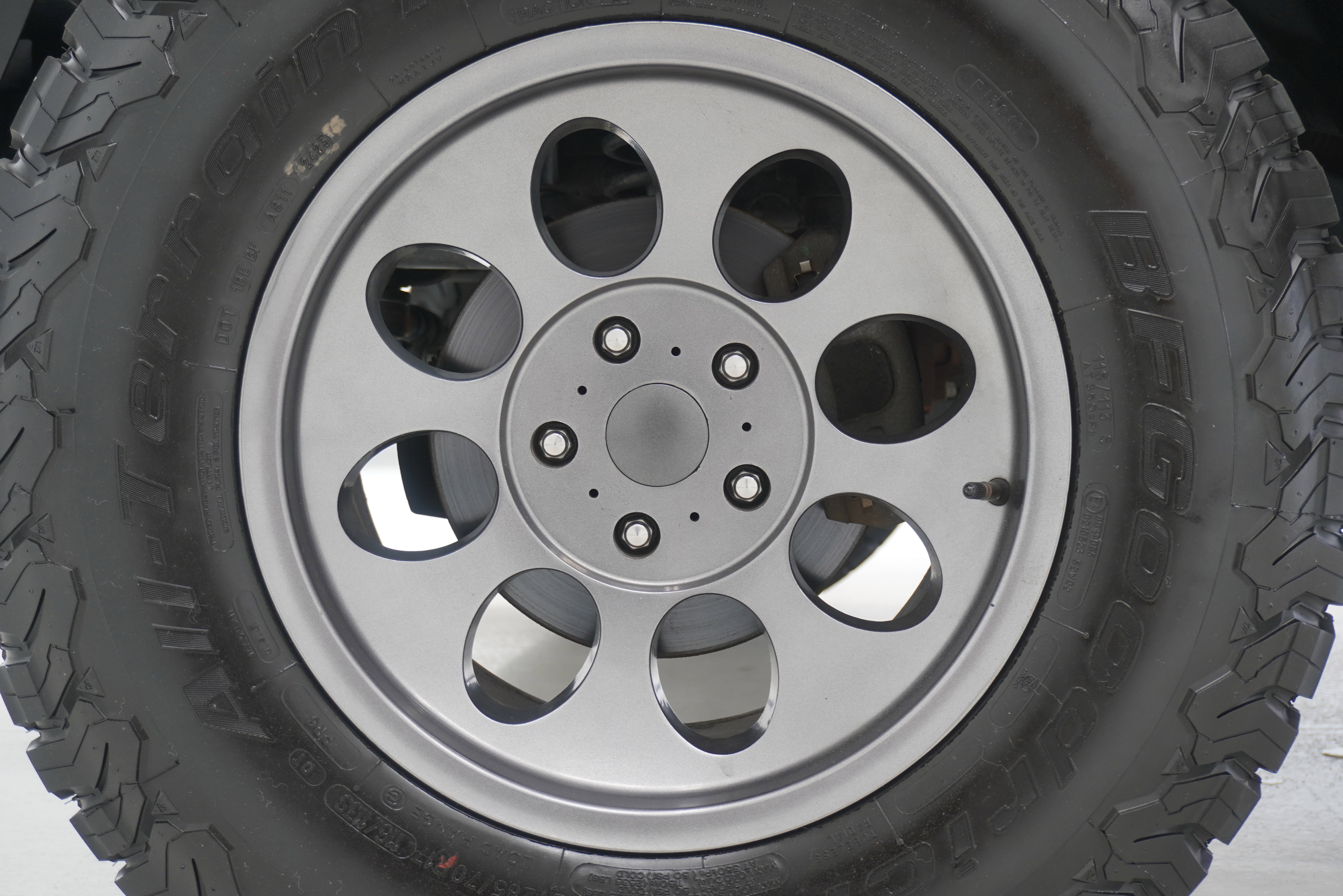 Used 2017 Jeep Wrangler Unlimited Sport image 26