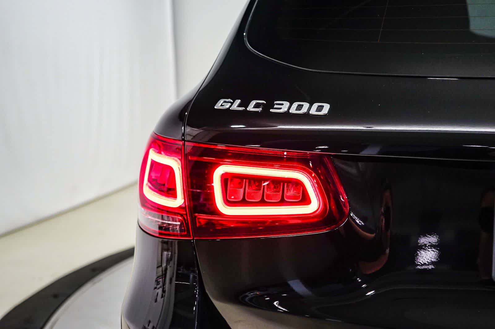 Certified 2022 Mercedes-Benz GLC 300 image 9