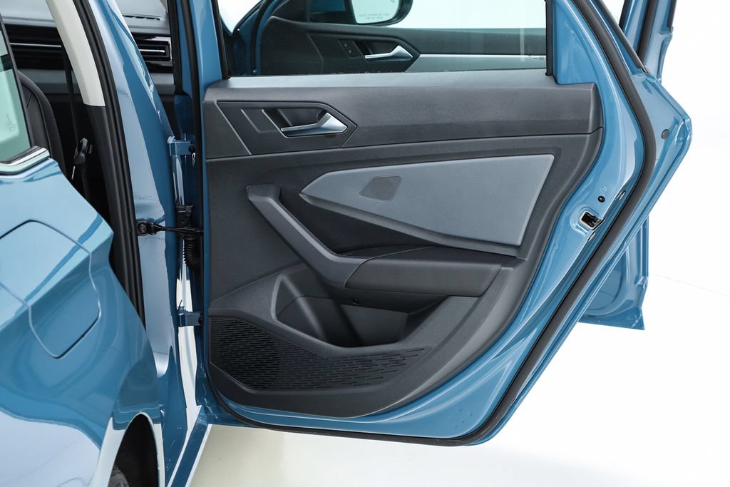 New 2026 Volkswagen Jetta SE FWD image 30