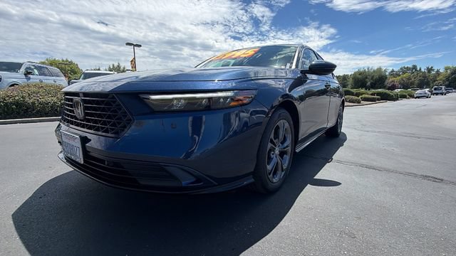 Used 2025 Honda Accord EX-L image 9