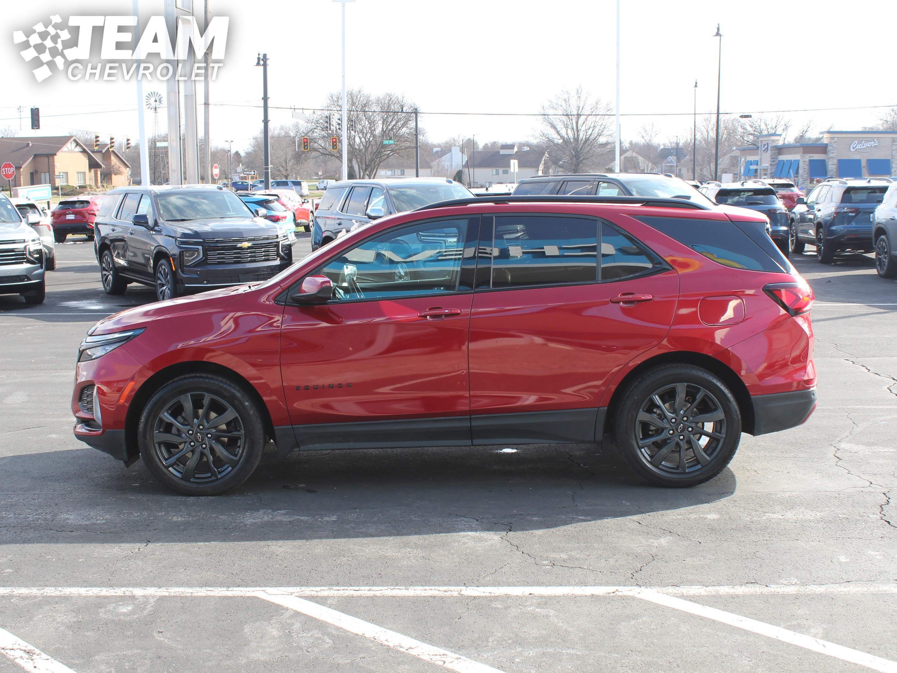 Used 2022 Chevrolet Equinox RS w/ LPO, Cargo Package image 7