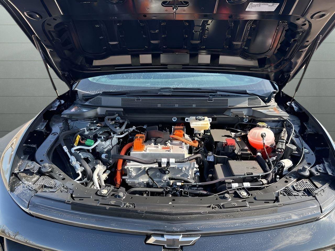 New 2025 Chevrolet Equinox EV RS image 11