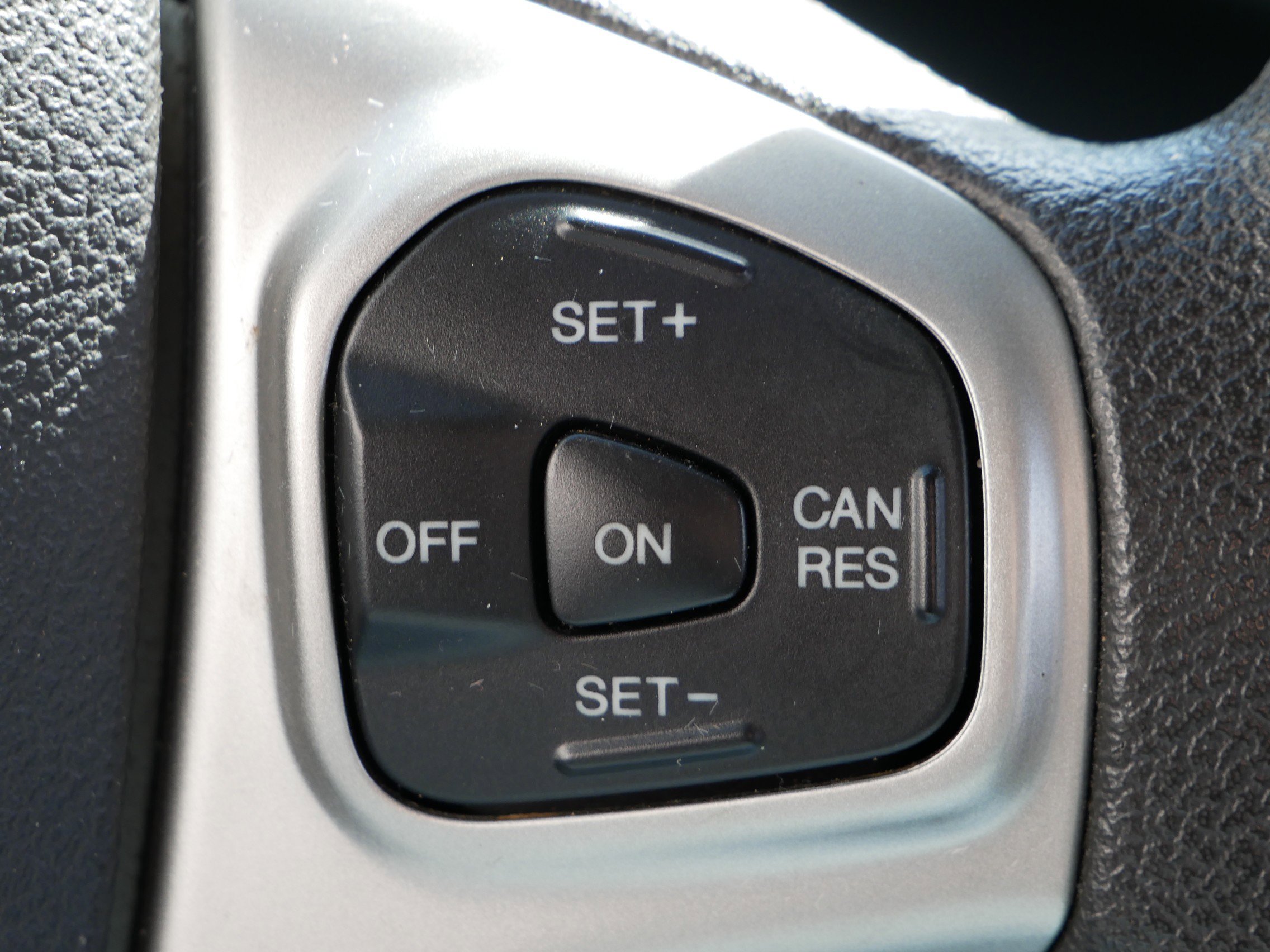 Used 2011 Ford Fiesta SE w/ 203A Rapid Spec Order Code image 18