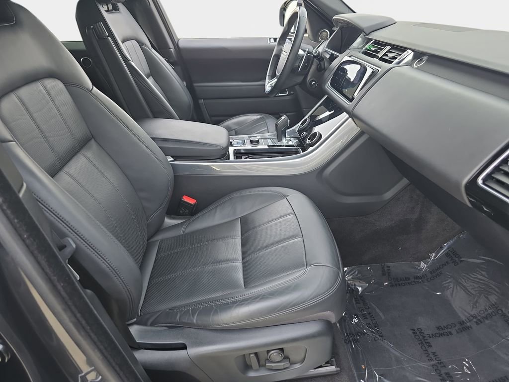 Used 2020 Land Rover Range Rover Sport HSE Dynamic image 12