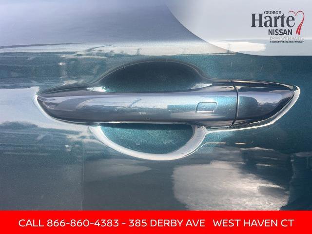 Used 2024 Genesis G70 2.5T image 12